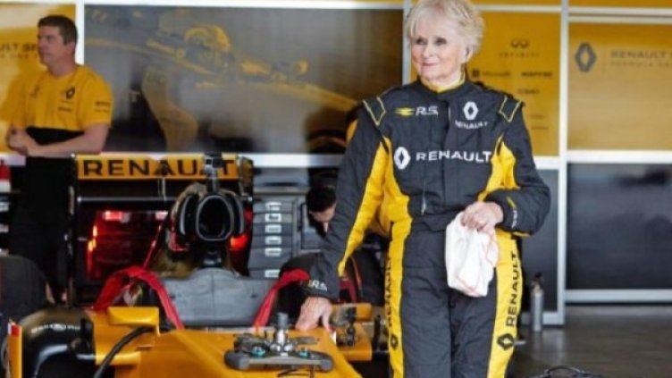 Renault взе пенсионерка за тест пилот във Formula 1