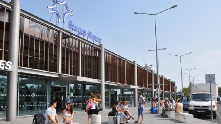 Снимка: Летище Бургас