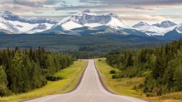 Природа, спокойствие... божествената красота на пътя в един кадър