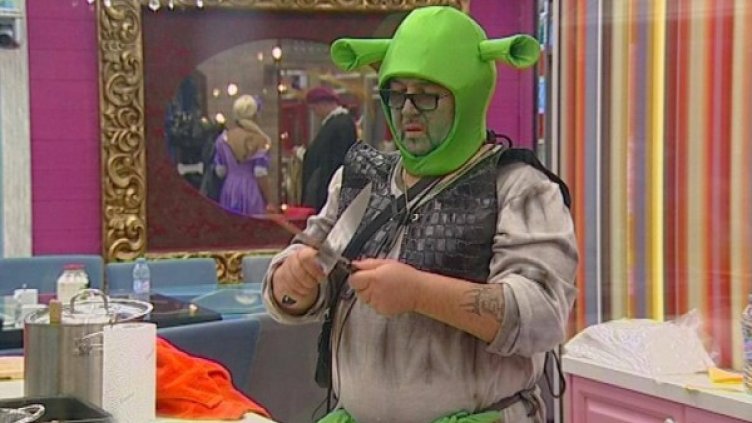 Шеф Петров е наточил ножа за Мегз, за радост - само словесен. Кадър: VIP Brother