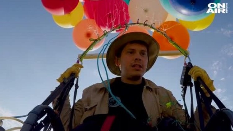 Авантюрист с балони прелетя над Йоханесбург