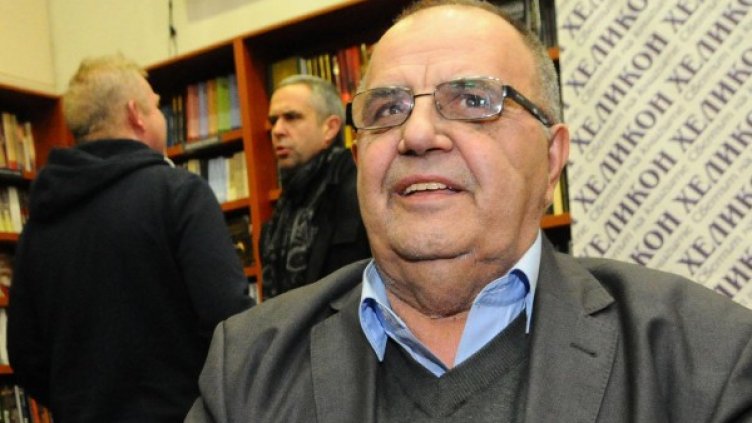 Заради здравето, заради годините... Проф. Димитров си тръгна от НИМ