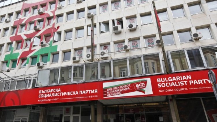 Стефан Данаилов за Караянчева: Тя е доста остра булка