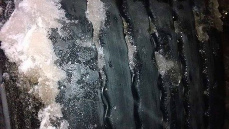 ТИР на "ски" възмути Нанков &ndash; блокира магистрала "Тракия"