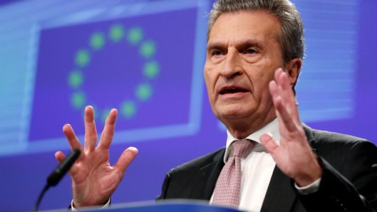 Гюнтер Йотингер; Снимка: Reuters