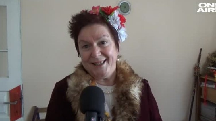 Кметицата Калинка &ndash; с контошчето и в кметството на Шуменци