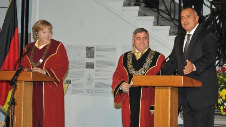 Меркел става доктор хонорис кауза на РУ през 2010 г. Снимка: архив, БулФото