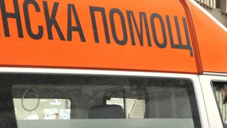 Пътен ад: Двегодишно дете и мъж загинаха край Попово