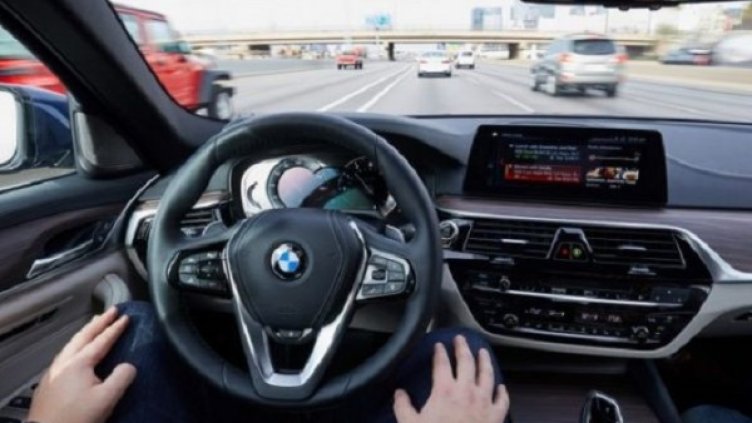 Снимка: Slate.com
Компании като BMW и Waymo работят върху системи, които няма да се нуждаят от външна помощ, за да засичат колоездачите