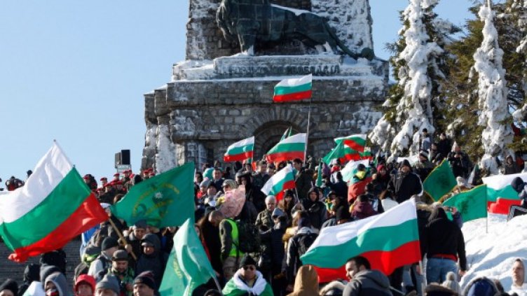 Радев: Шипка е капитал от историческо достойнство, не бива да го пилеем!