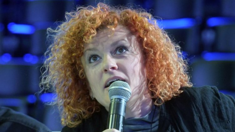 Люси Дяковска на 42: Българката, звезда в Германия