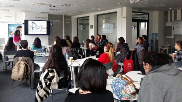 Не просто да ползваш, а да създаваш интернет