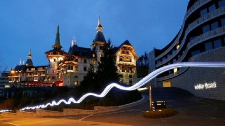 Луксозният хотел Dolder Grand в Цюрих, Швейцария. Снимка: Reuters