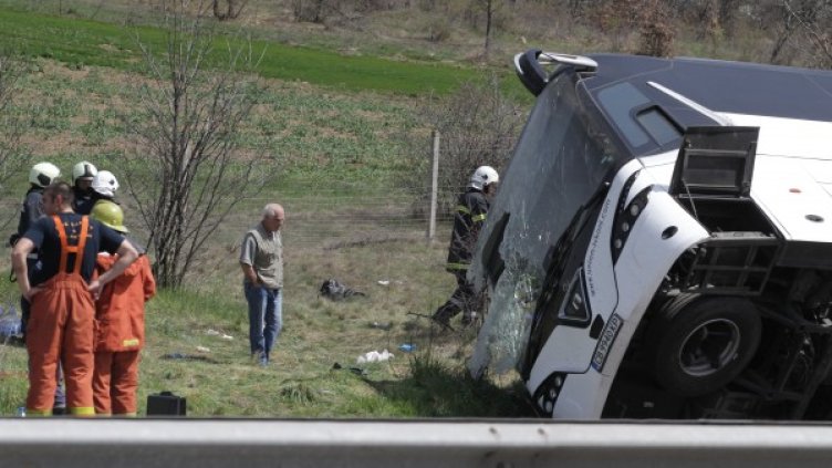 Изписаха и последния пострадал край Вакарел &ndash; 13-годишно момче