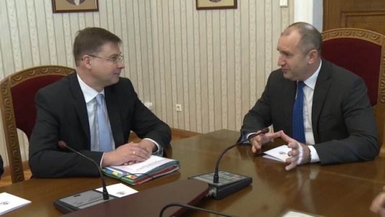 Кадър: Президентство