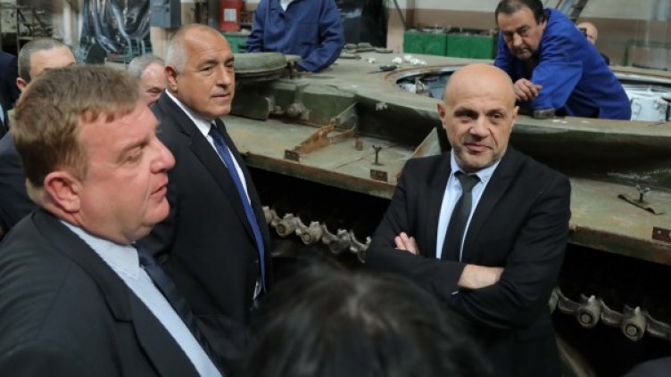 Борисов и министри посетиха преди дни военния завод ТЕРЕМ. Снимка: БТА, архив
