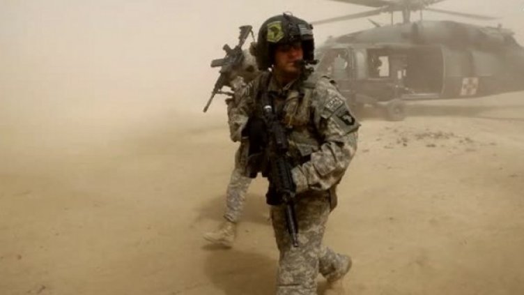 Олег Попов &ndash; над 20 години на бойното поле с... фотоапарат!