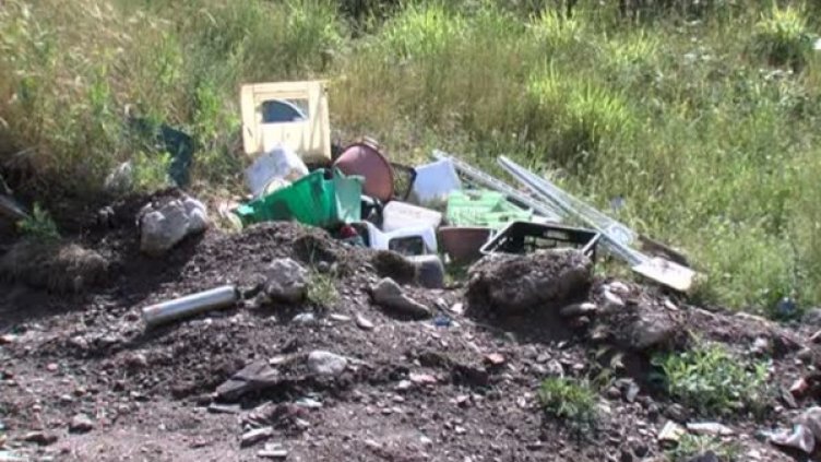 Незаконно сметище и воня вдигна на бунт с. Брежани