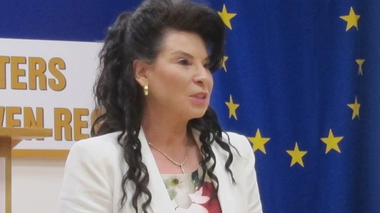 Султанка Петрова. Снимка: БТА, архив