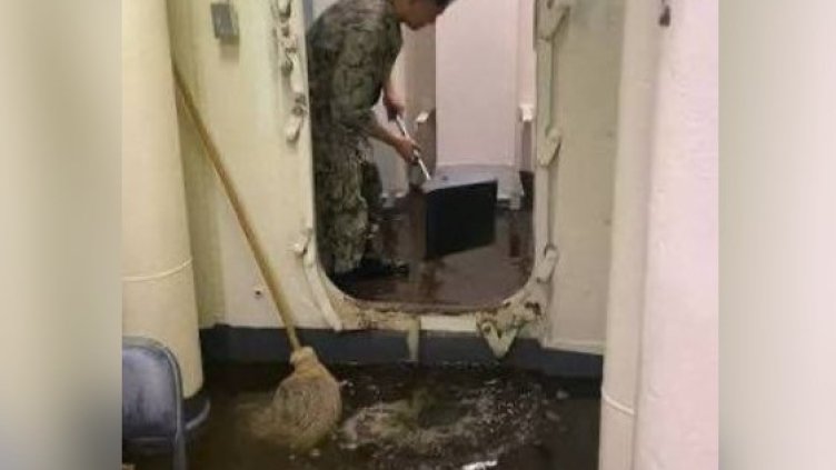 САЩ се точи на Иран, но първо трябва да оправят тоалетните, "бълващи" фекалии СНИМКИ/ВИДЕО