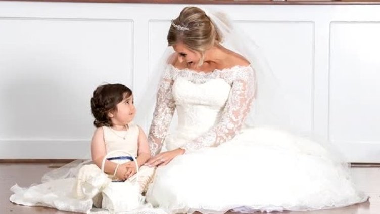 Булка със скъпа шаферка &ndash; детето, за което е дарила костен мозък