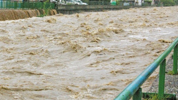 Преливащи язовири, реки... Отговорни има &ndash; собствениците!