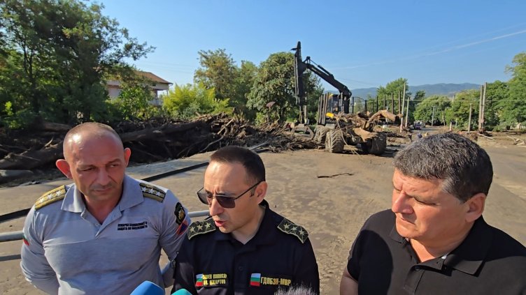 Частично бедствено положение в Сатовча и Струмяни след бурята