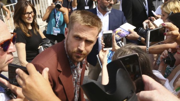 Райън Гослинг с фенове. Снимка: БТА