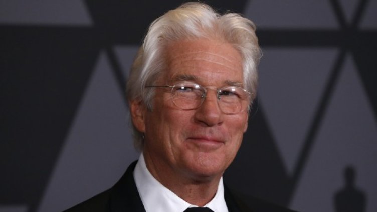 Ричърд Гиър на 69 години &ndash; мъжът, който омая "Хубава жена"