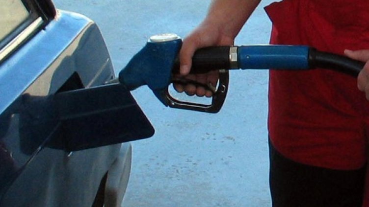 Докога бензинът ще е "на мода"? Учените не казват... Снимка: архив, БулФото