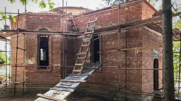 Мюсюлмани даряват за храм в Стара планина