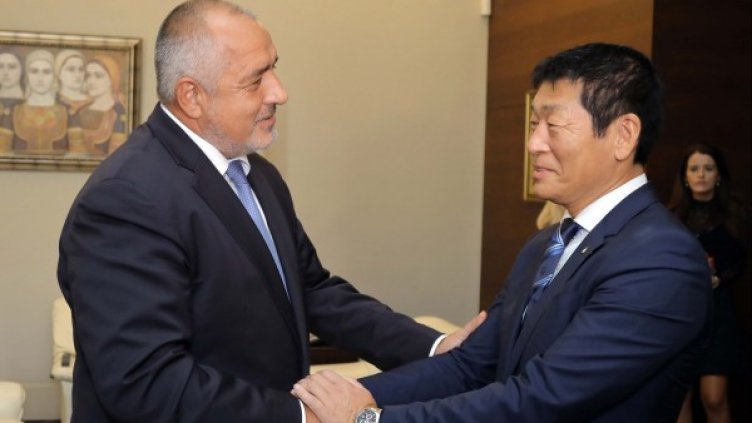 Бойко Борисов и Моринари Ватанабе. Снимка: БТА