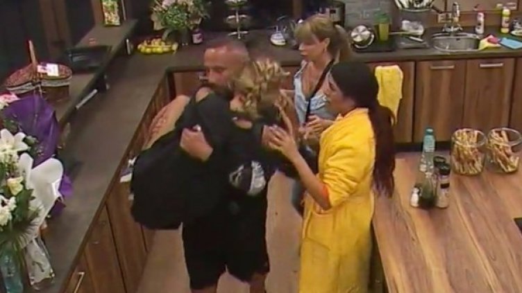 Кадър: Нова тв