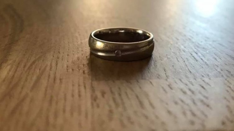 Откритата в Гърция венчална халка. Снимка: Facebook