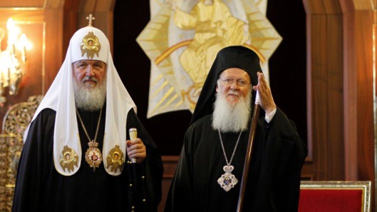 Руският патриарх Кирил и Вселенският патриарх Вартоломей. Снимка: архив, Reuters
