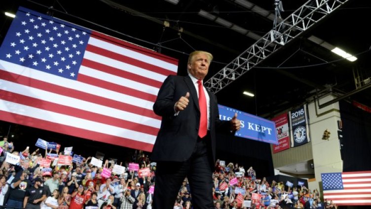 Тръмп шокира: С Ким Чен Ун се влюбили един в друг