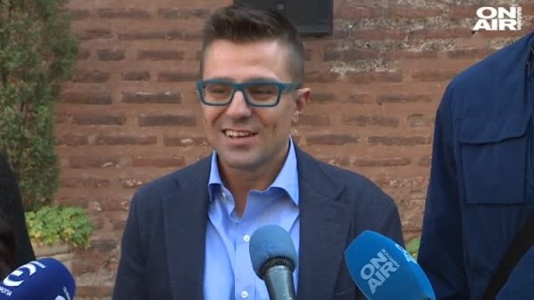 Масово кръщене: Над 1400 българчета &ndash; християнчета