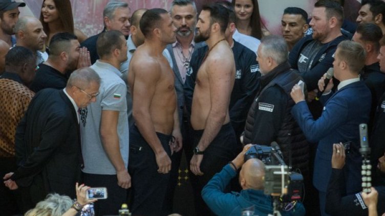 Сблъсък по време на претеглянето на Кобрата и Фюри