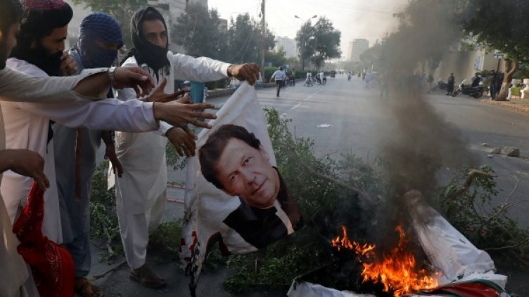 След оправдателната присъда избухнаха протести в страната. Снимка: Reuters