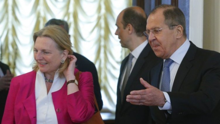 Карин Кнайсъл и Сергей Лавров. Снимка: архив, Reuters