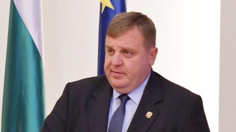 Красимир Каракачанов. Снимка: архив, Булфото