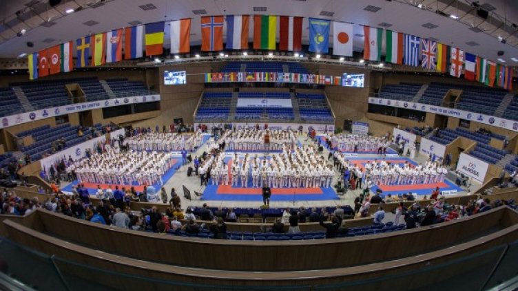 1000 състезатели, 6 татамита. Карате киокушин превзе Варна