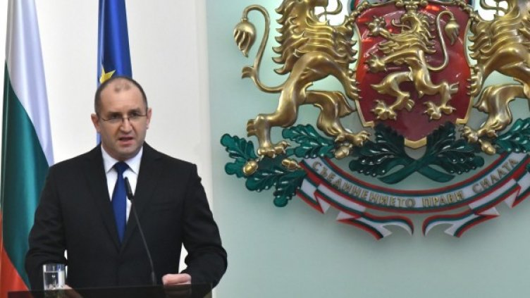 Радев: Нашите мисли са с народа на Индонезия!