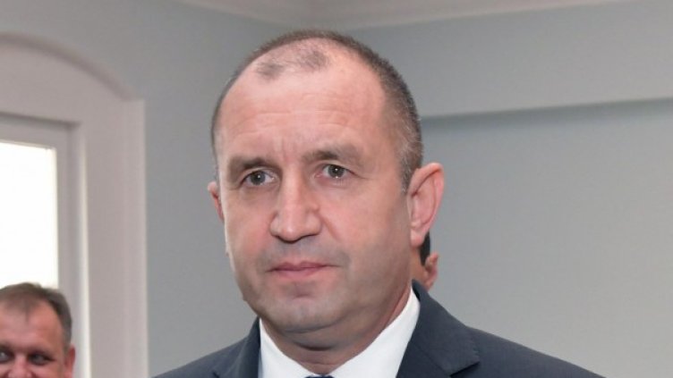 Президентът - основен конкурент на управляващите?