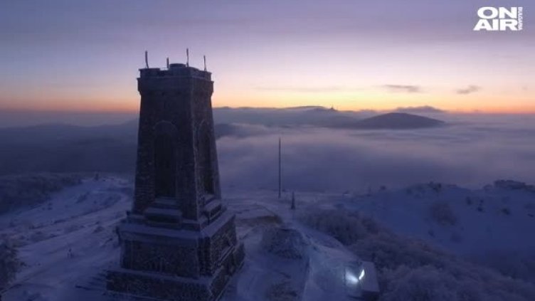 От Берлин до Шипка с колело: Любовта към България не спира на Терминал 2!