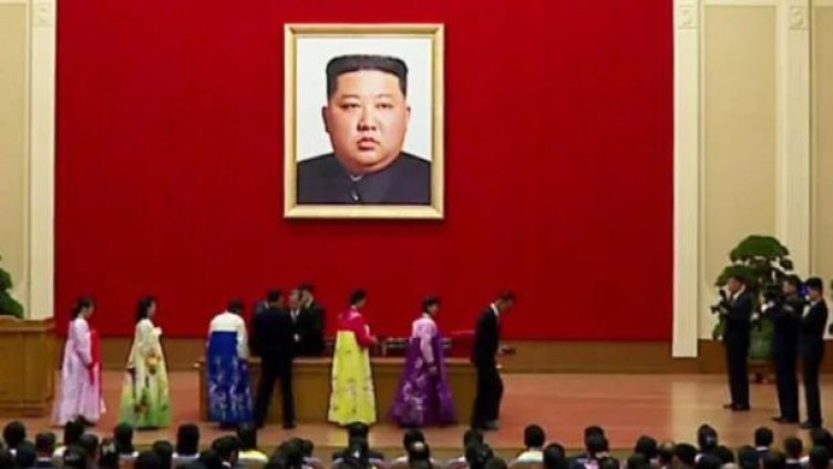 Нов портрет издига култа към личността на Ким Чен Ун на още по-високо ниво