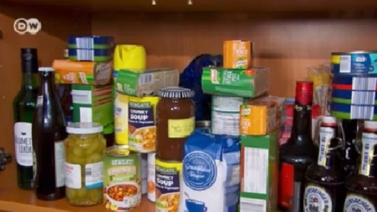 Brexit или апокалипсис? Препърите, които се запасяват за излизането от ЕС