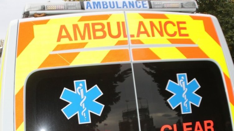 Четири деца загинаха при пожар в къща в Англия