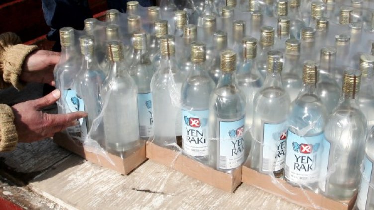 Пресушаването на Босфора: ?23 за бутилка и изчезващите кръчми в Истанбул