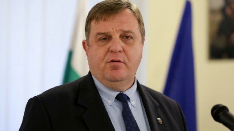 Красимир Каракачанов. Снимка: архив, БТА